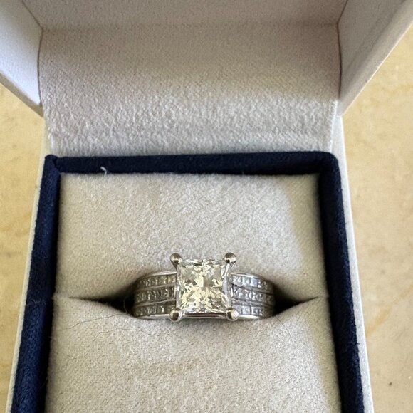 1.55 CT VS2 PRINCESS CUT LAB GROWN DIAMOND ENGAGEMENT RING 14K GOLD - Picture 2 of 11